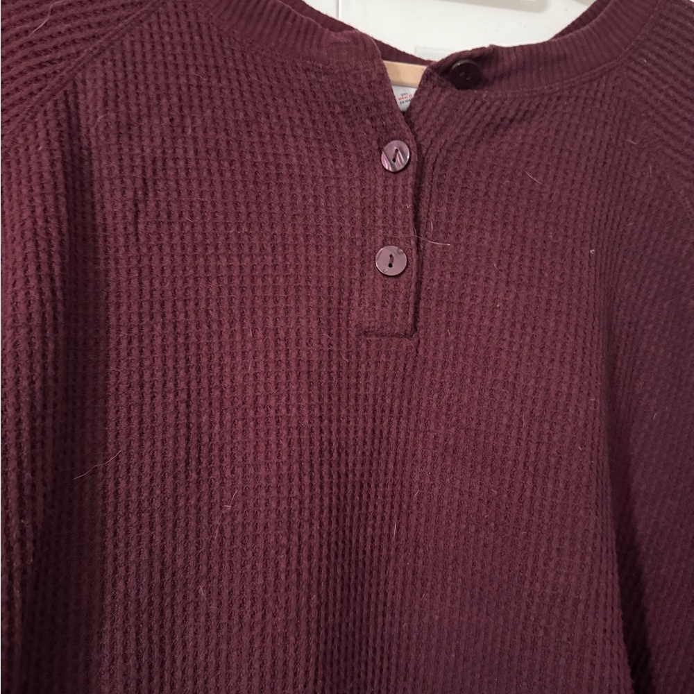 Old Navy sweater - Picture 2 of 3